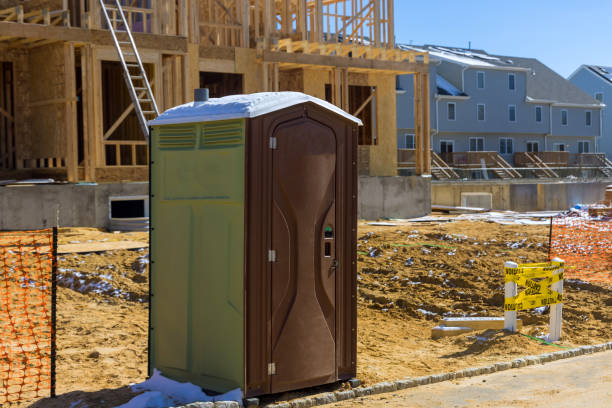 Best Portable toilet rental cost  in Spring Valley, WI